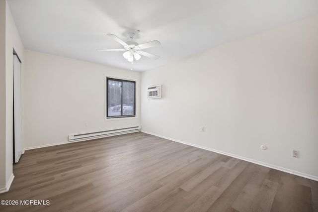 14 Pine Cluster Circle D, Manalapan, NJ 07726