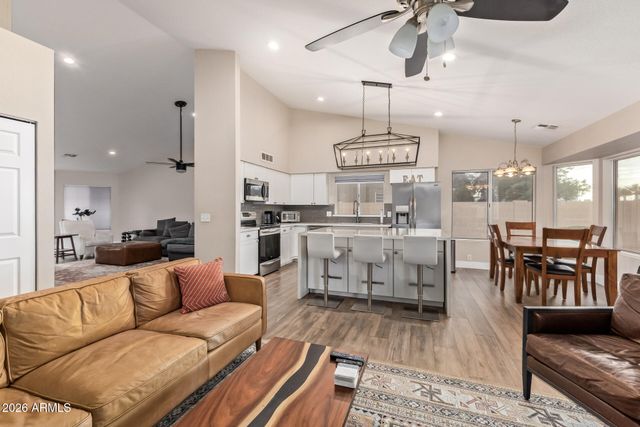 3680 S ACACIA Drive, Chandler, AZ 85248