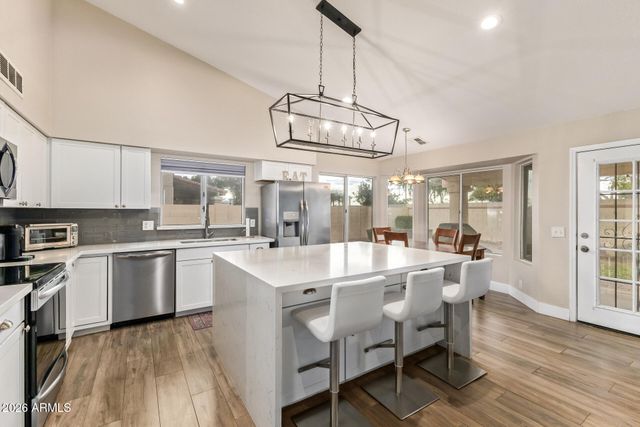 3680 S ACACIA Drive, Chandler, AZ 85248