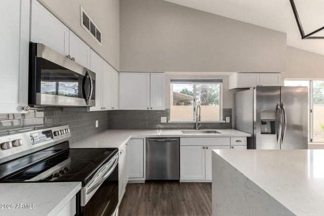 3680 S ACACIA Drive, Chandler, AZ 85248