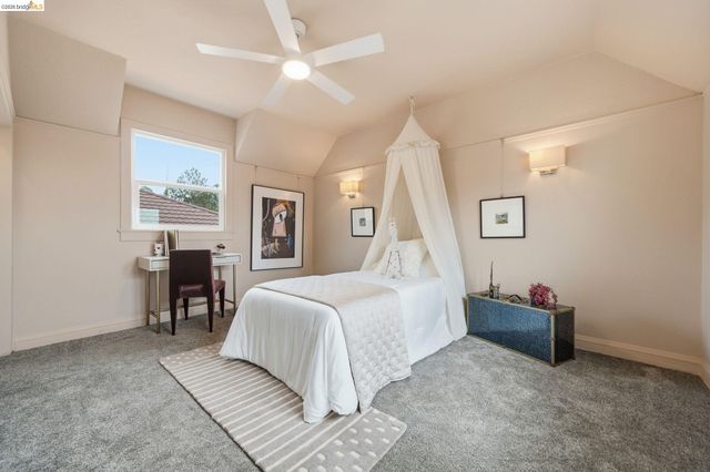 3500 Oak Knoll Blvd, Oakland, CA 94605
