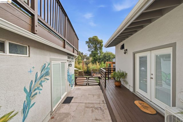 3500 Oak Knoll Blvd, Oakland, CA 94605