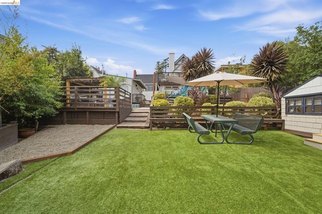 3500 Oak Knoll Blvd, Oakland, CA 94605