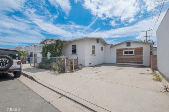 5716 Hubbard, Los Angeles, CA 90022