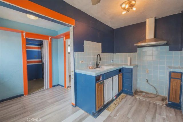 5716 Hubbard, Los Angeles, CA 90022