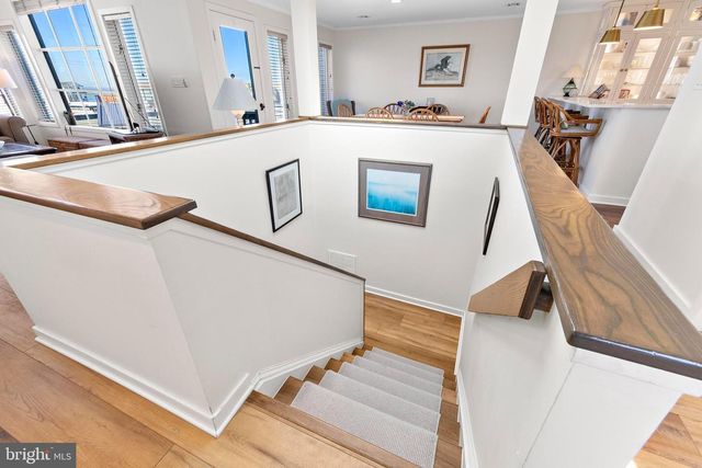527 ENGLESIDE AVE, Beach Haven, NJ 08008