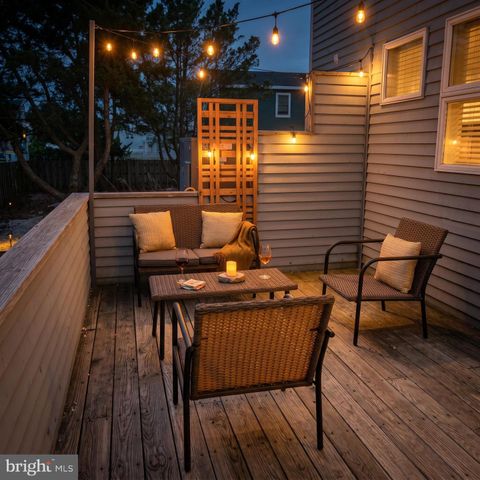 527 ENGLESIDE AVE, Beach Haven, NJ 08008