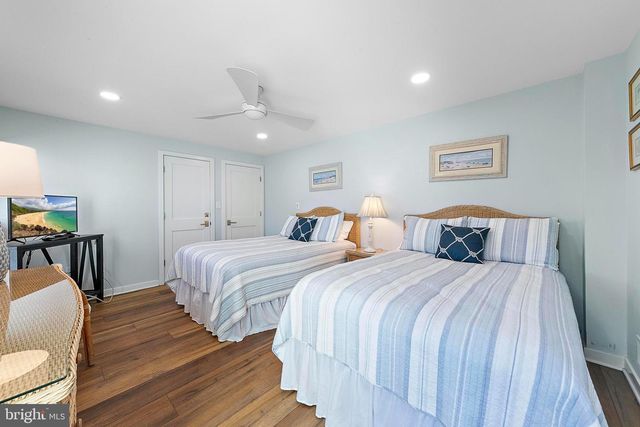 527 ENGLESIDE AVE, Beach Haven, NJ 08008