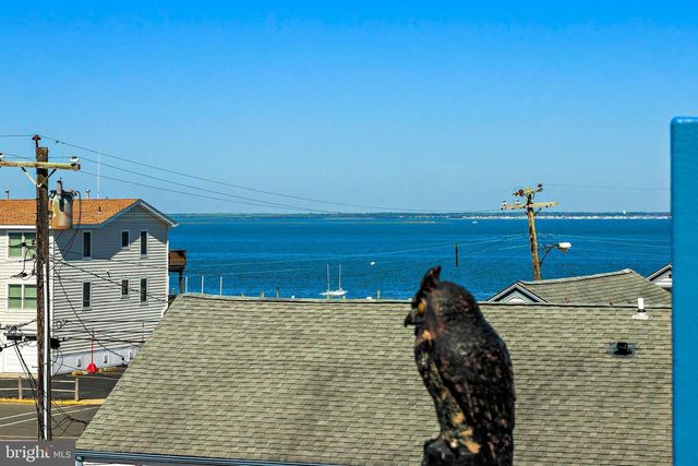 527 ENGLESIDE AVE, Beach Haven, NJ 08008