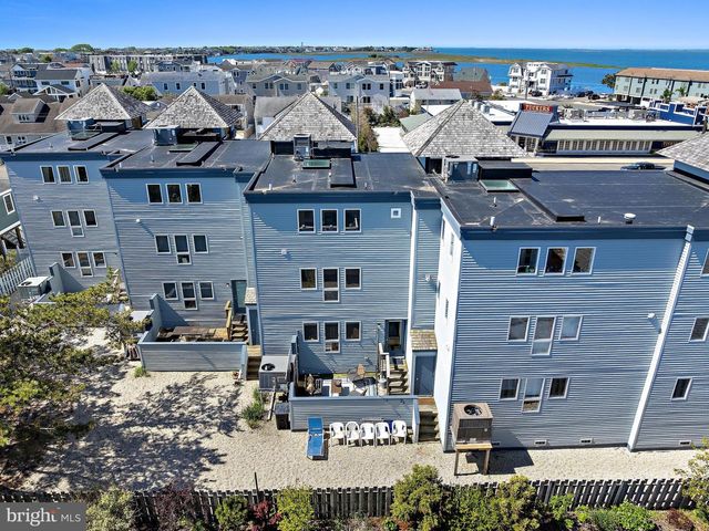 527 ENGLESIDE AVE, Beach Haven, NJ 08008