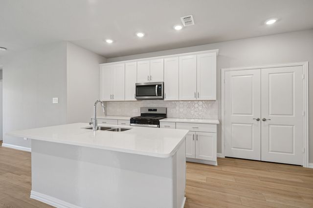 3605 Bonham Drive, Farmersville, TX 75442