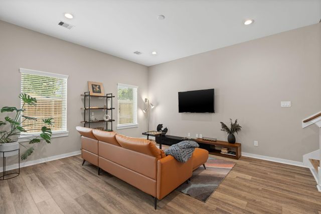 413 Stonework Oaks Lane, Houston, TX 77076
