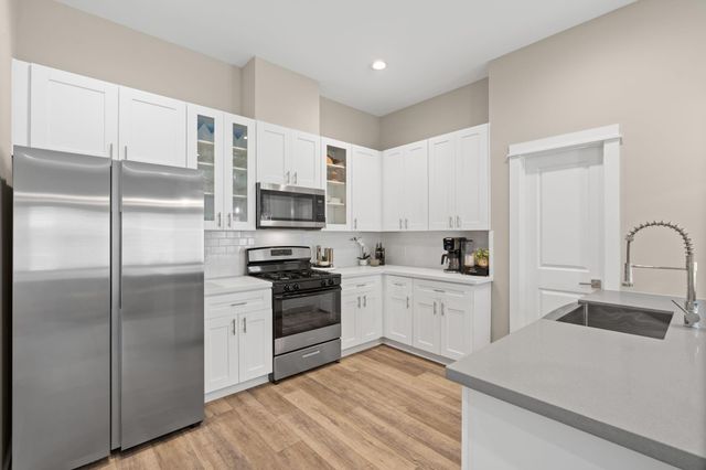 413 Stonework Oaks Lane, Houston, TX 77076