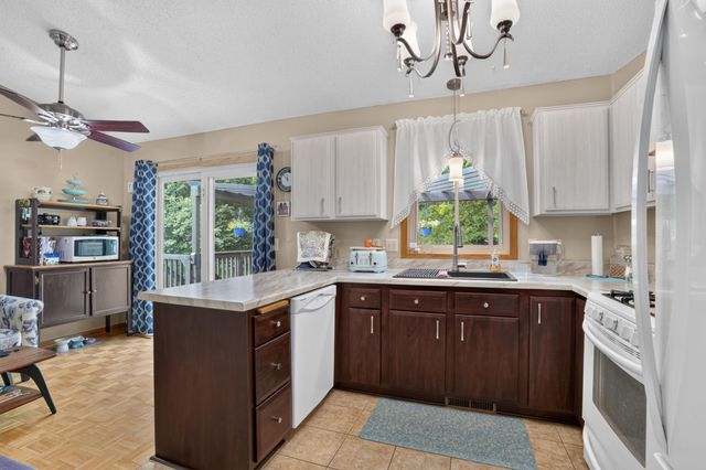 13116 Court Place, Burnsville, MN 55337