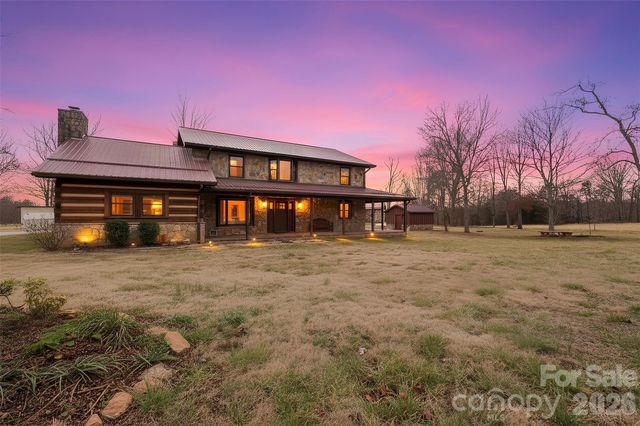 2255 Mount Olive Church Road, Newton, NC 28658