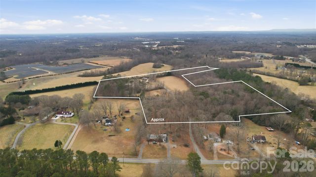 2255 Mount Olive Church Road, Newton, NC 28658
