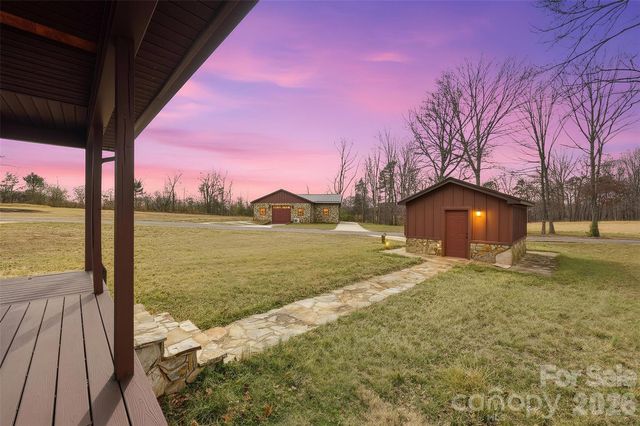 2255 Mount Olive Church Road, Newton, NC 28658