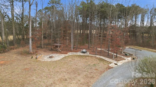 2255 Mount Olive Church Road, Newton, NC 28658