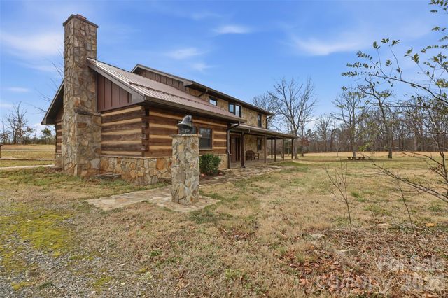 2255 Mount Olive Church Road, Newton, NC 28658
