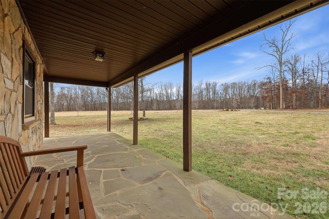 2255 Mount Olive Church Road, Newton, NC 28658