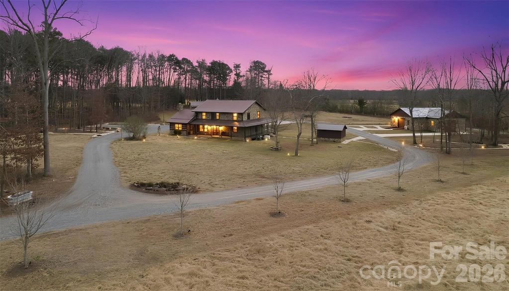 2255 Mount Olive Church Road, Newton, NC 28658