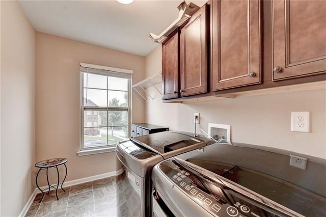 4228 Woods Creek Lane, Suwanee, GA 30024