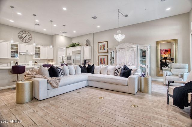 23219 N 73RD Way, Scottsdale, AZ 85255