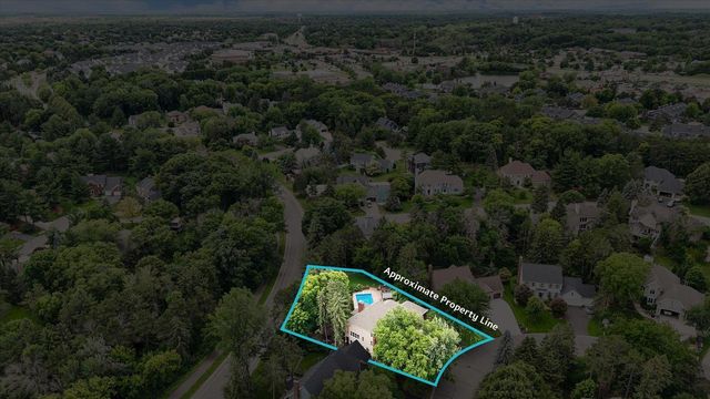 1638 Quail Ridge Circle, Woodbury, MN 55125