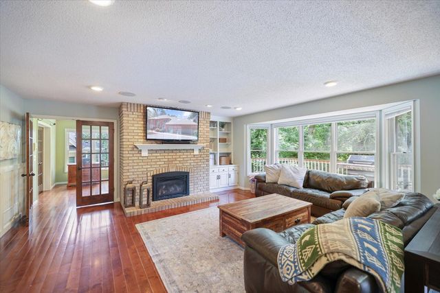 1638 Quail Ridge Circle, Woodbury, MN 55125