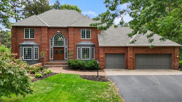 1638 Quail Ridge Circle, Woodbury, MN 55125
