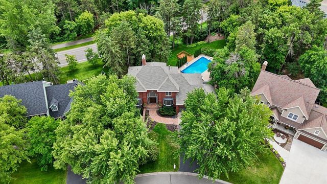 1638 Quail Ridge Circle, Woodbury, MN 55125