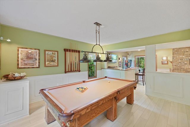 1638 Quail Ridge Circle, Woodbury, MN 55125