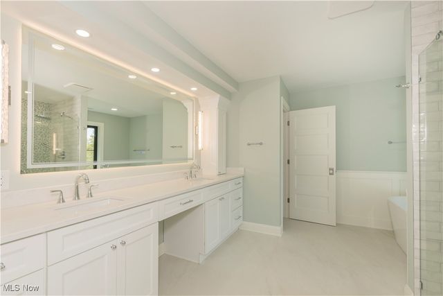 2816 Rocky Ridge Drive, Westlake, OH 44145