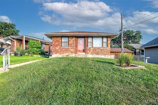 4711 Collins Court, St Louis, MO 63116
