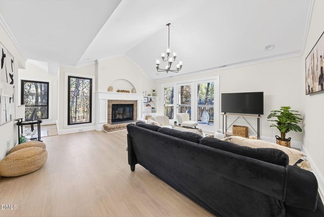 16 Stillwater Park, Durham, NC 27707