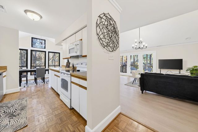 16 Stillwater Park, Durham, NC 27707