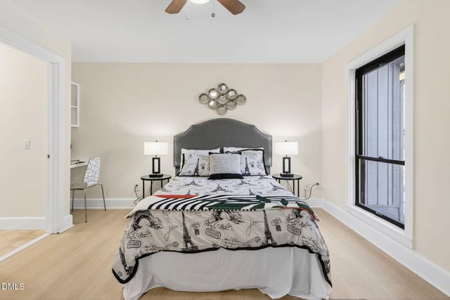 16 Stillwater Park, Durham, NC 27707