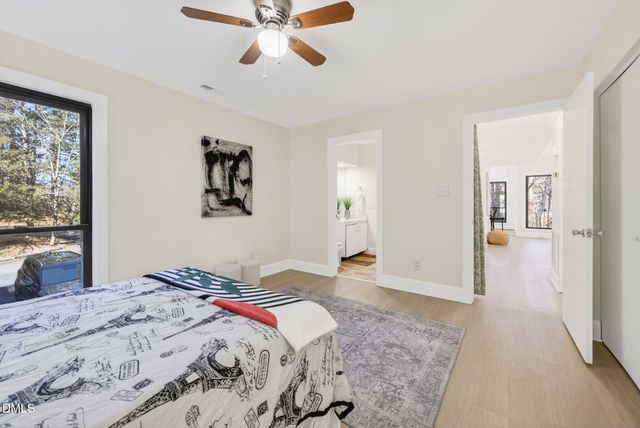 16 Stillwater Park, Durham, NC 27707