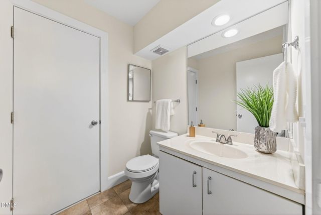 16 Stillwater Park, Durham, NC 27707