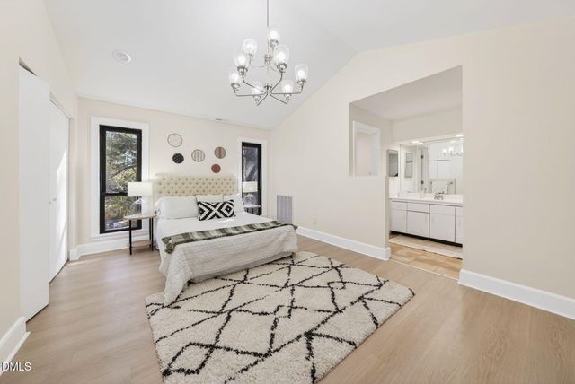 16 Stillwater Park, Durham, NC 27707