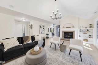 16 Stillwater Park, Durham, NC 27707