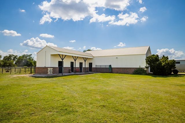 2852 NE 160, Cheney, KS 67025