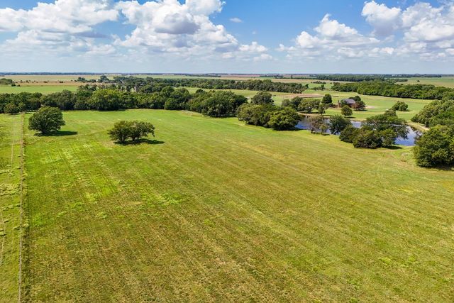 2852 NE 160, Cheney, KS 67025