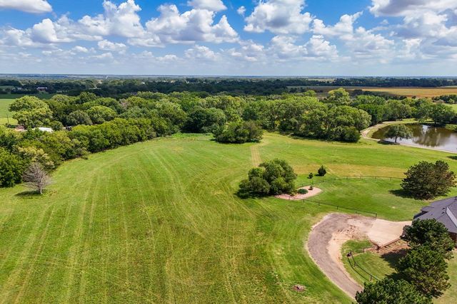 2852 NE 160, Cheney, KS 67025