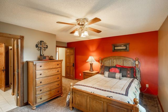 2852 NE 160, Cheney, KS 67025