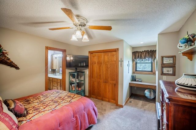 2852 NE 160, Cheney, KS 67025