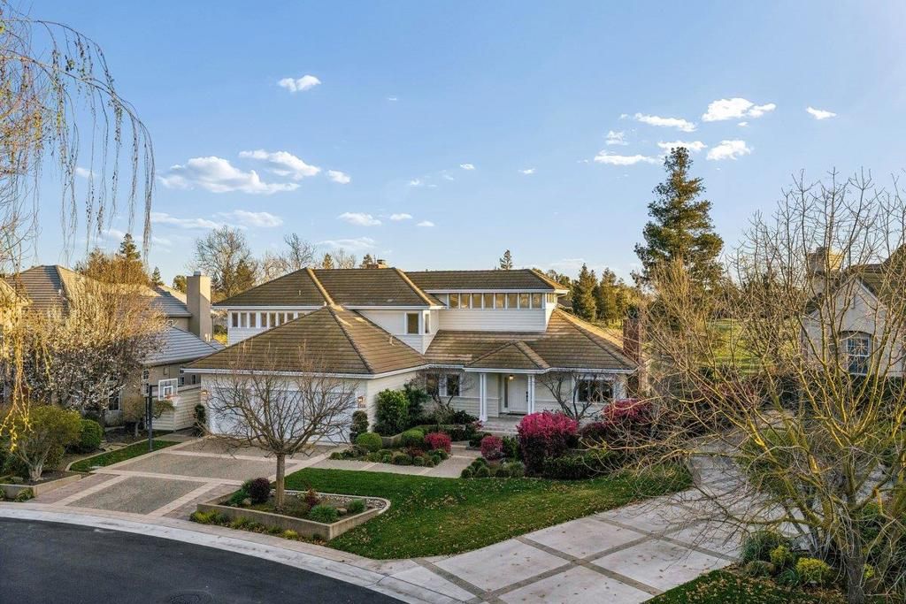 Image 1 of property listing at 3756 Gleneagles Drive, Stockton, CA 95219