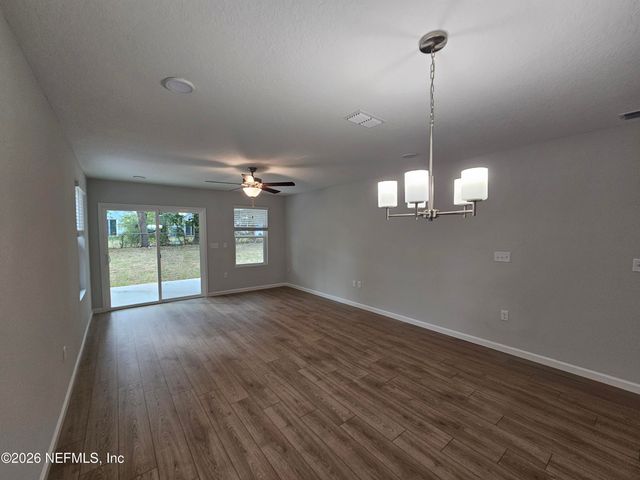 7138 BERRY Avenue, Jacksonville, FL 32211