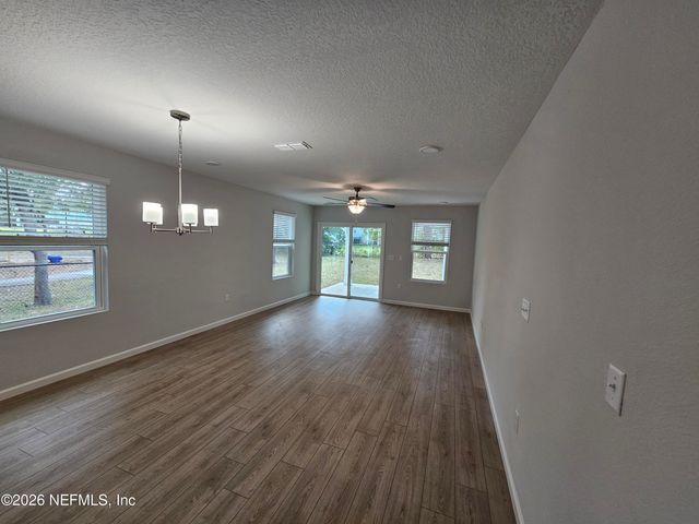 7138 BERRY Avenue, Jacksonville, FL 32211