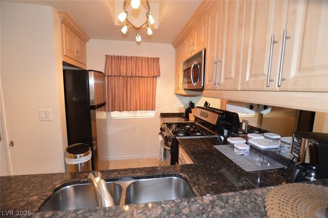 230 East Flamingo Road 210, Las Vegas, NV 89169